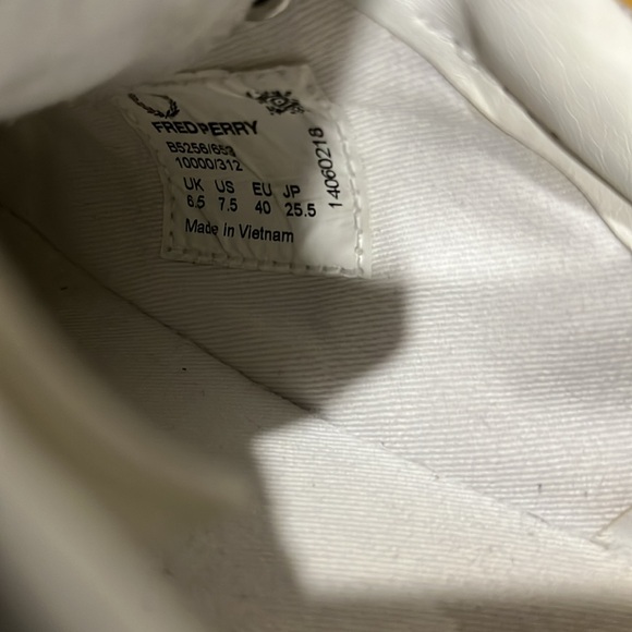 Gently used shoes for men great for everyday summer weather casual & work wear - Picture 9 of 9